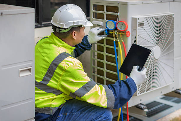 Professional Hvac technician working in Perth Amboy, NJ